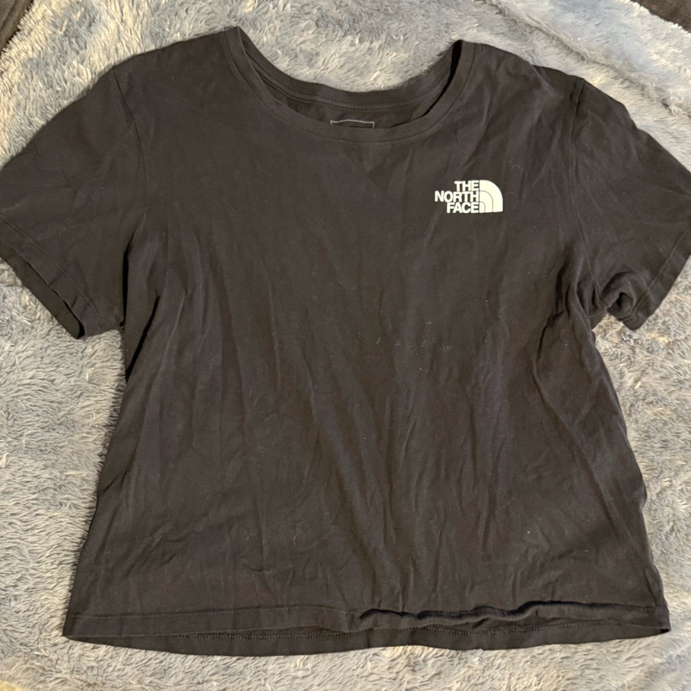 The North Face Black cropped T-Shirt
